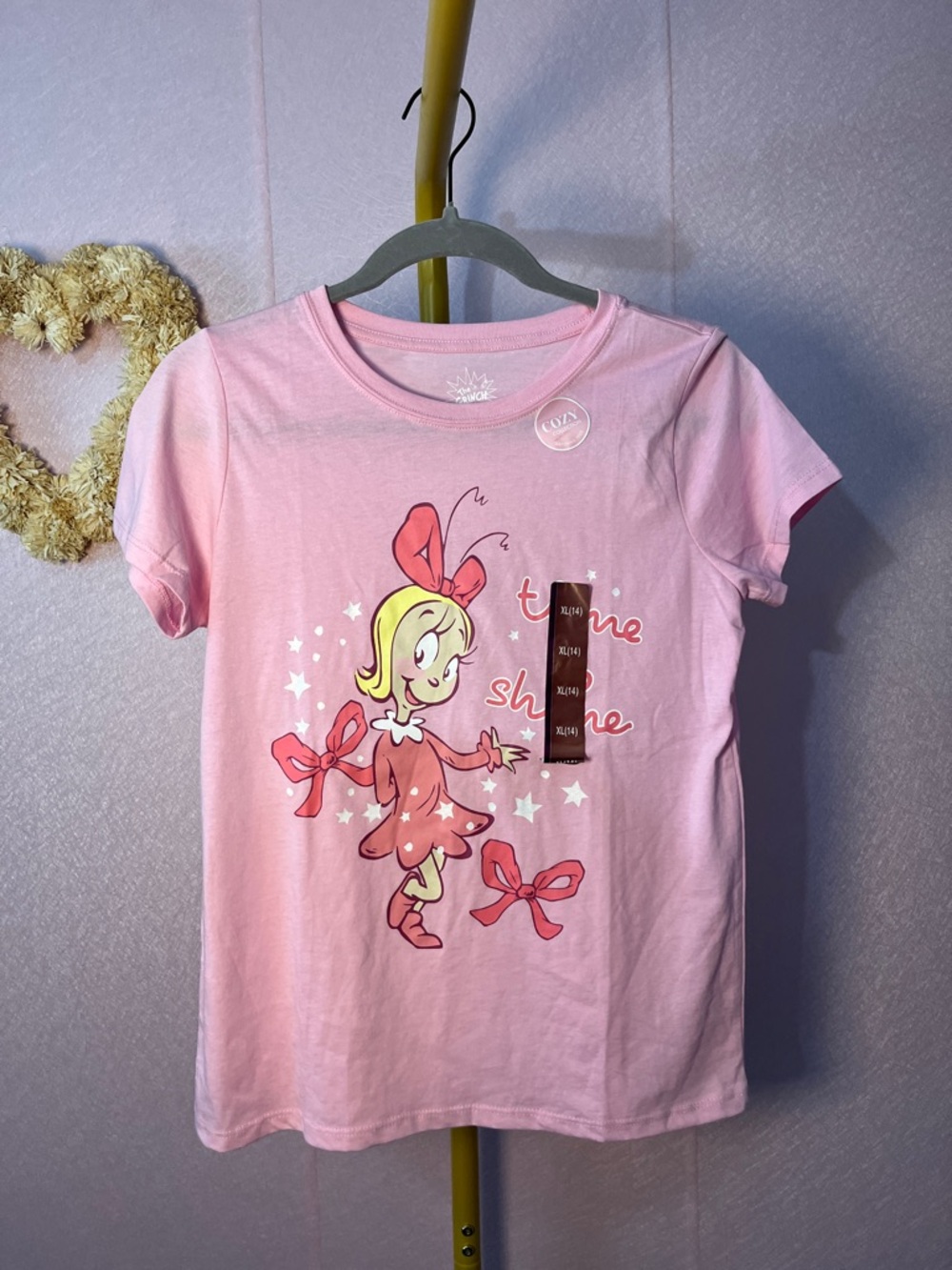 Girls' Pink Cartoon Bow Short Sleeve Tee - Cute Bow Character Print